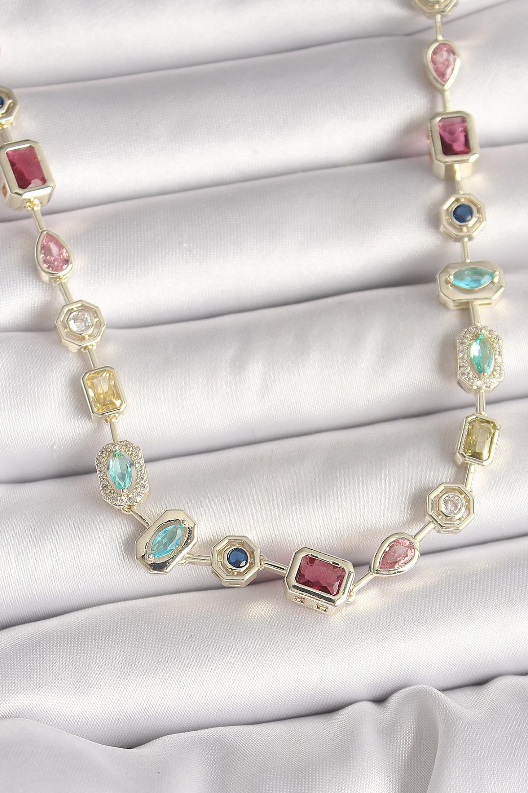 Pirinç Gold Renk Zirkon Taşlı VIP Seri Kadın Kolye