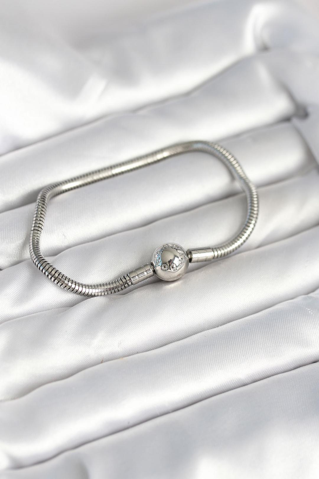 Gümüş Renk Pirinç Charm Bileklik