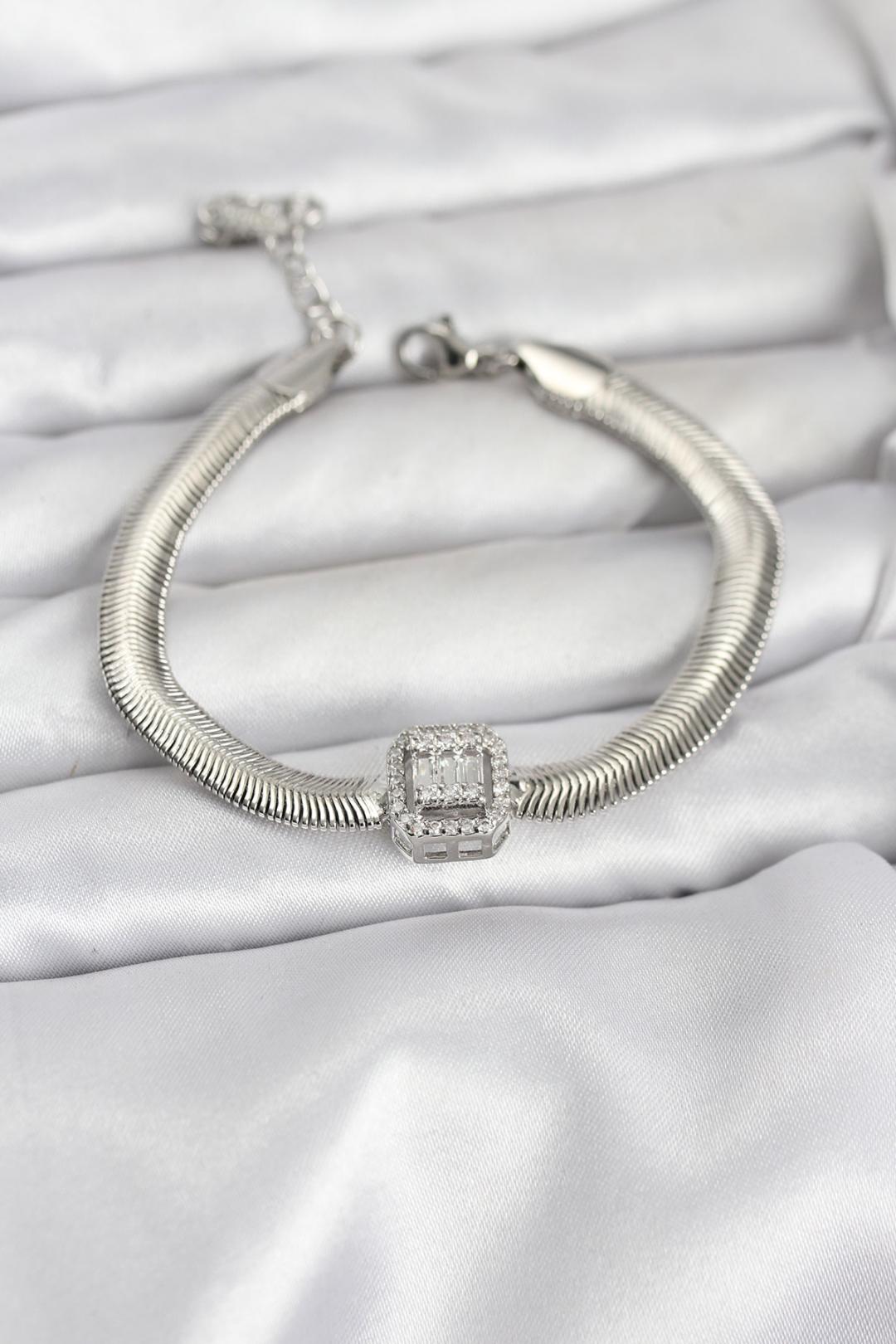 316L Çelik Gümüş Renk Baget Zirkon Taşlı Yılan Zincirli Kadın Bileklik