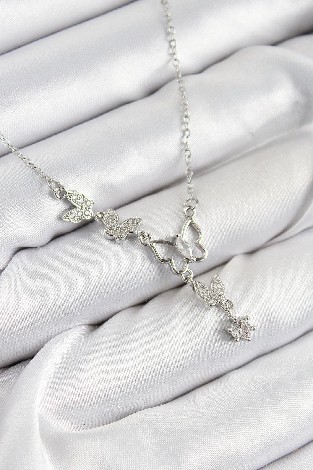 316L Çelik Zirkon Taşlı Kelebek Model Gümüş Renk Kadın Kolye