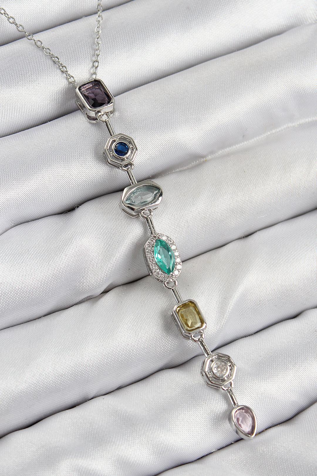 Pirinç Renkli Zirkon Taşlı Model Gümüş Renk 7 Element Kadın Y Kolye