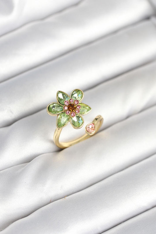 Çiçek Model Yeşil Pirinç Gold Renk Yüzük