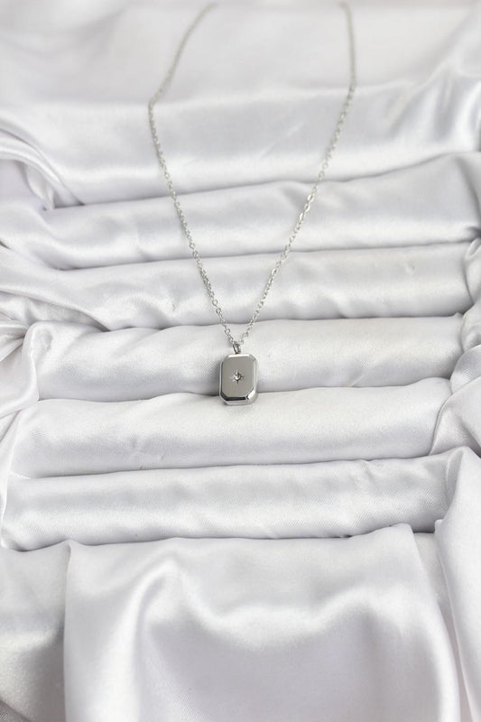 316L Çelik Zincir Gümüş Renk Minimal Kutup Yıldızı Model Kadın Kolye