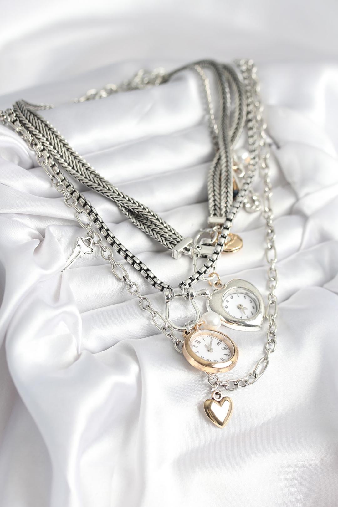 Otantik Gümüş Renk Kadın Kolye Kombini