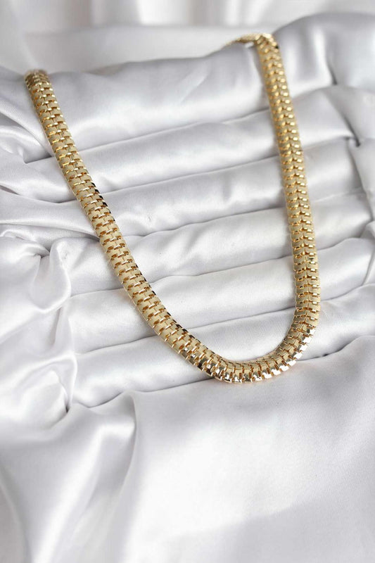 14K Gold Renk Kaplama Zincir Modelli CM Kadın Kolye