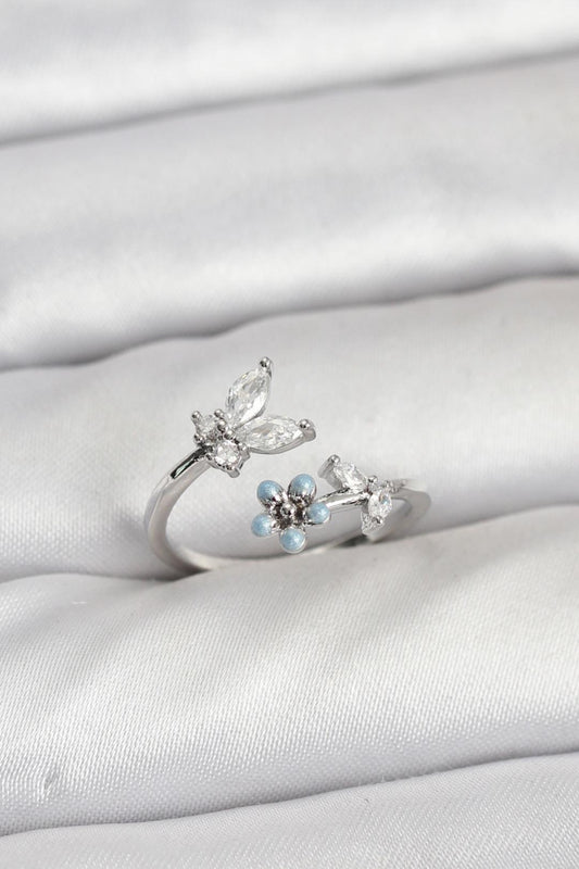 Pirinç Gümüş Renk Kelebek Model Kadın Yüzük