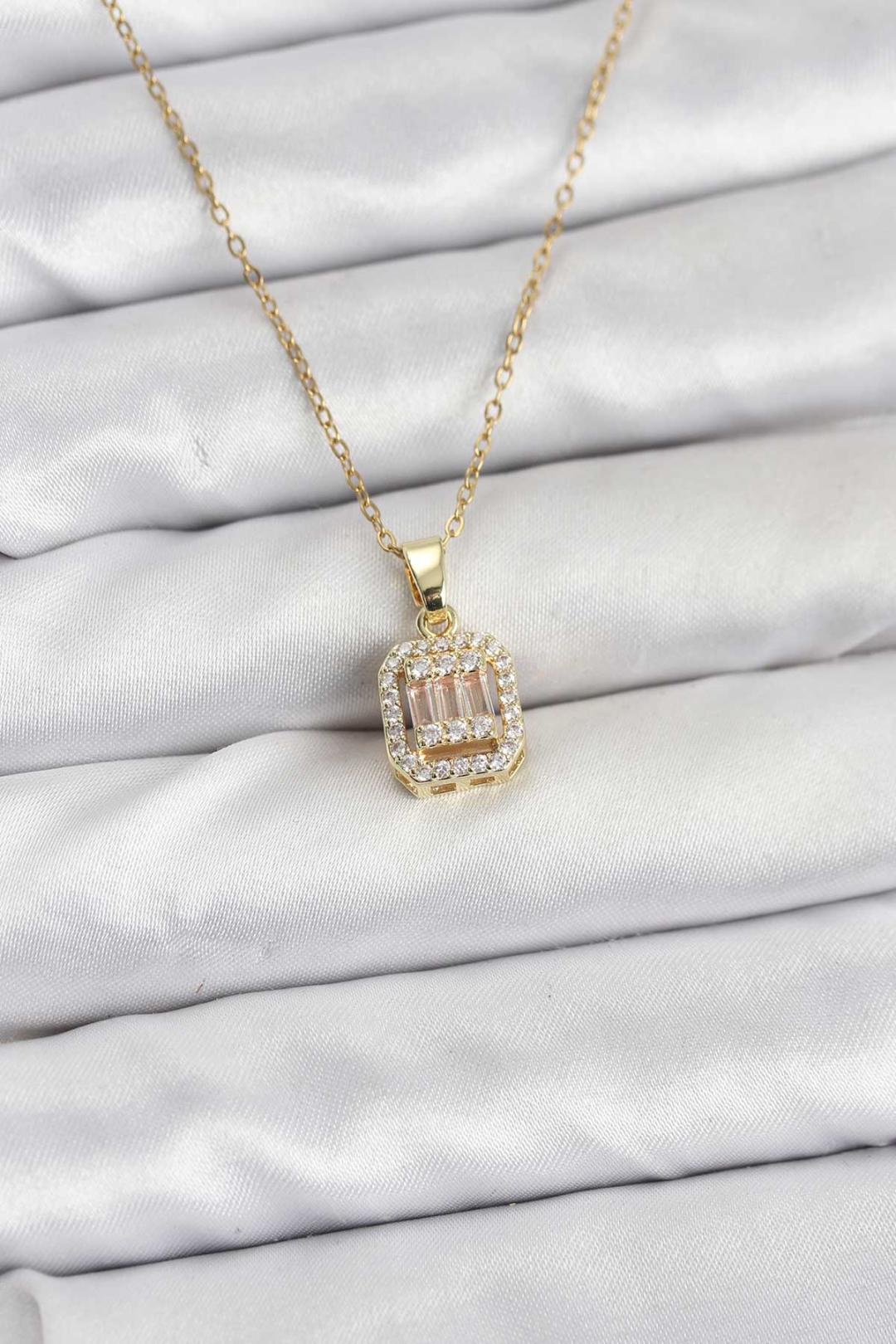 316L Çelik Zincir Gold Renk Baget Model Kadın Kolye