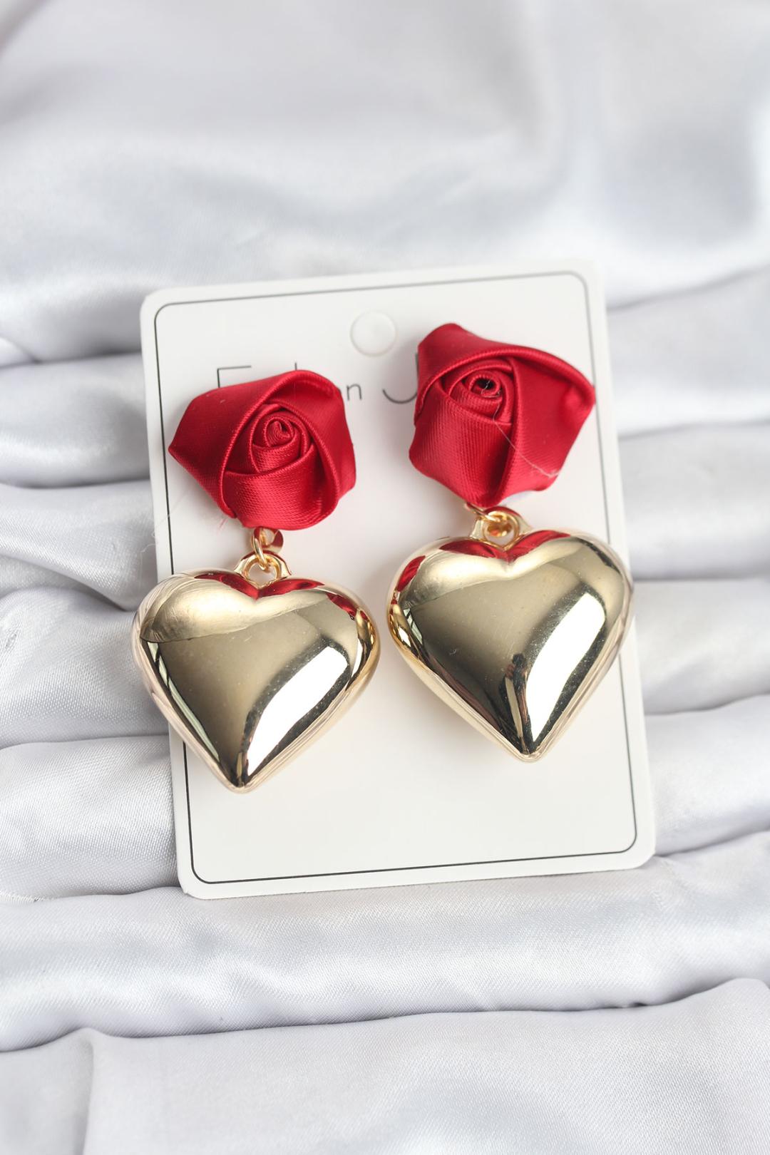 Pirinç Gold Kalpli Kırmızı Gül Model Kadın Küpe